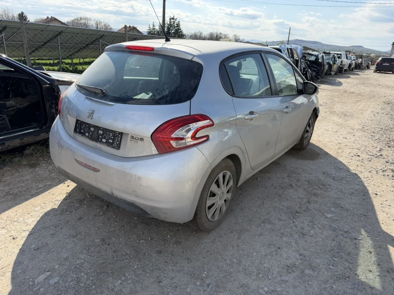 Peugeot 208 1.6HDI - 5 € / 9.78 лв. - 40876614 1 | Car24.bg Peugeot 208 1.6HDI - 5 € / 9.78 лв. - 40876614 1