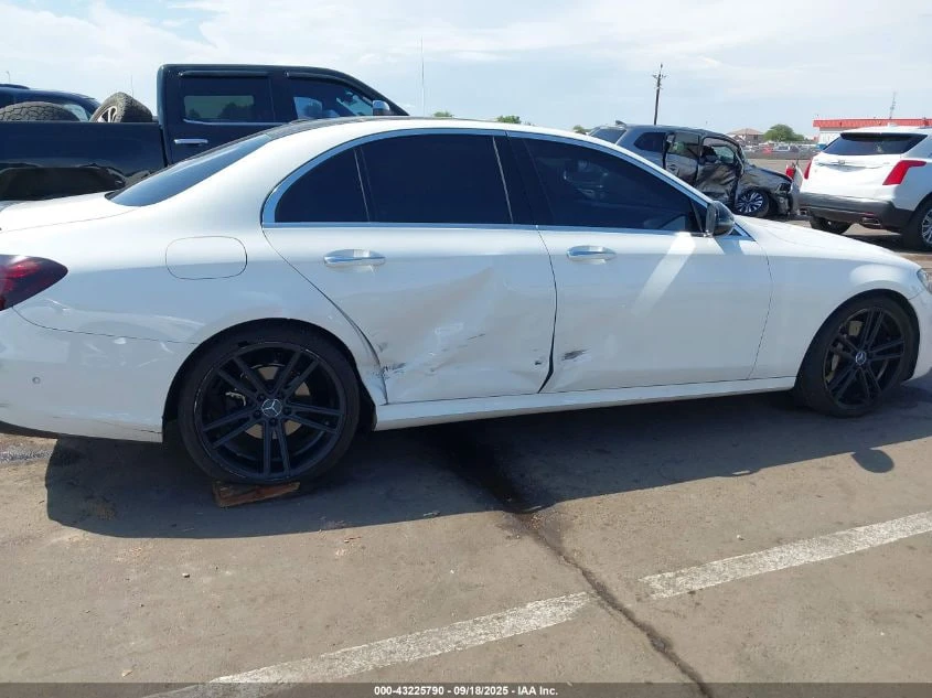 Mercedes-Benz E 300 * АВТО КРЕДИТ* ЦЕНА ДО БГ * Сервизна история *  - изображение 9 | Auto.bg Mercedes-Benz E 300 * АВТО КРЕДИТ* ЦЕНА ДО БГ * Сервизна история *  - изображение 9