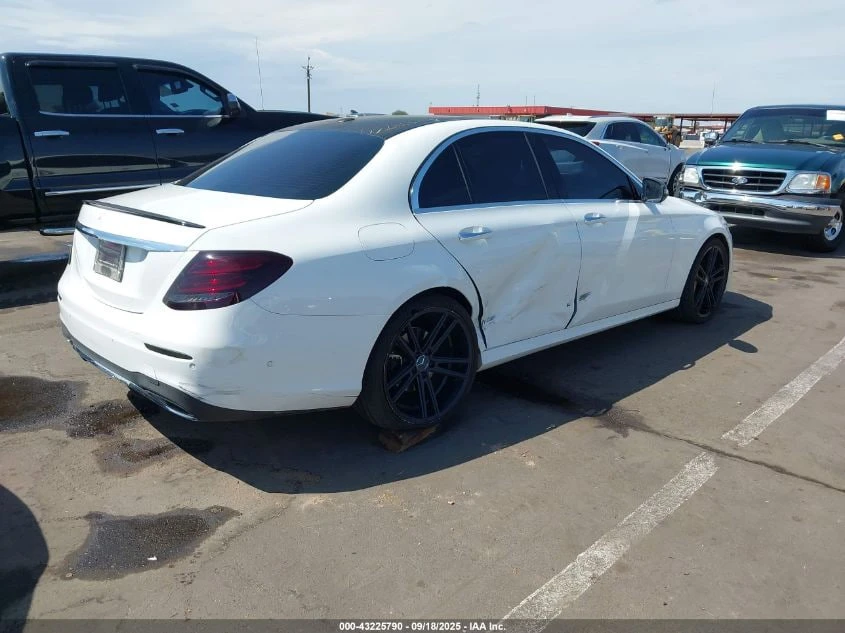 Mercedes-Benz E 300 * АВТО КРЕДИТ* ЦЕНА ДО БГ * Сервизна история *  - изображение 8 | Auto.bg Mercedes-Benz E 300 * АВТО КРЕДИТ* ЦЕНА ДО БГ * Сервизна история *  - изображение 8