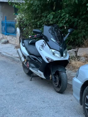 Yamaha T-max