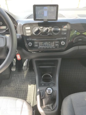 VW Up 1.0 бензин/фабричен метан, климатик - 4100 € / 8018.90 лв. - 44547794 13 | Car24.bg VW Up 1.0 бензин/фабричен метан, климатик - 4100 € / 8018.90 лв. - 44547794 13