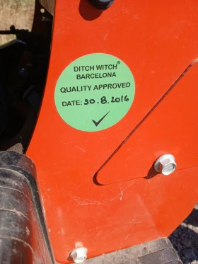 Каналокопатели Друга Каналокопател Ditch Witch C30X | Auto.bg — изображение 5 Каналокопатели Друга Каналокопател Ditch Witch C30X | Auto.bg — изображение 5