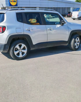 Jeep Renegade - 9800 € - 66065553 5 | Car24.bg Jeep Renegade - 9800 € - 66065553 5