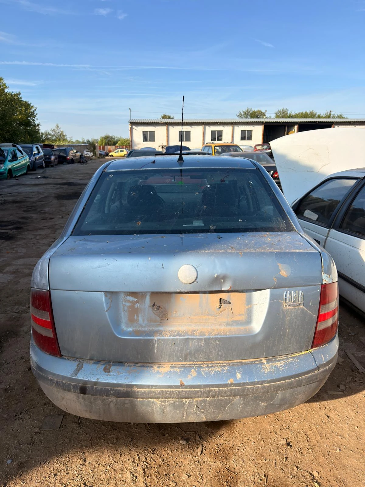Skoda Fabia undefined | Auto.bg — изображение 1 Skoda Fabia undefined | Auto.bg — изображение 1
