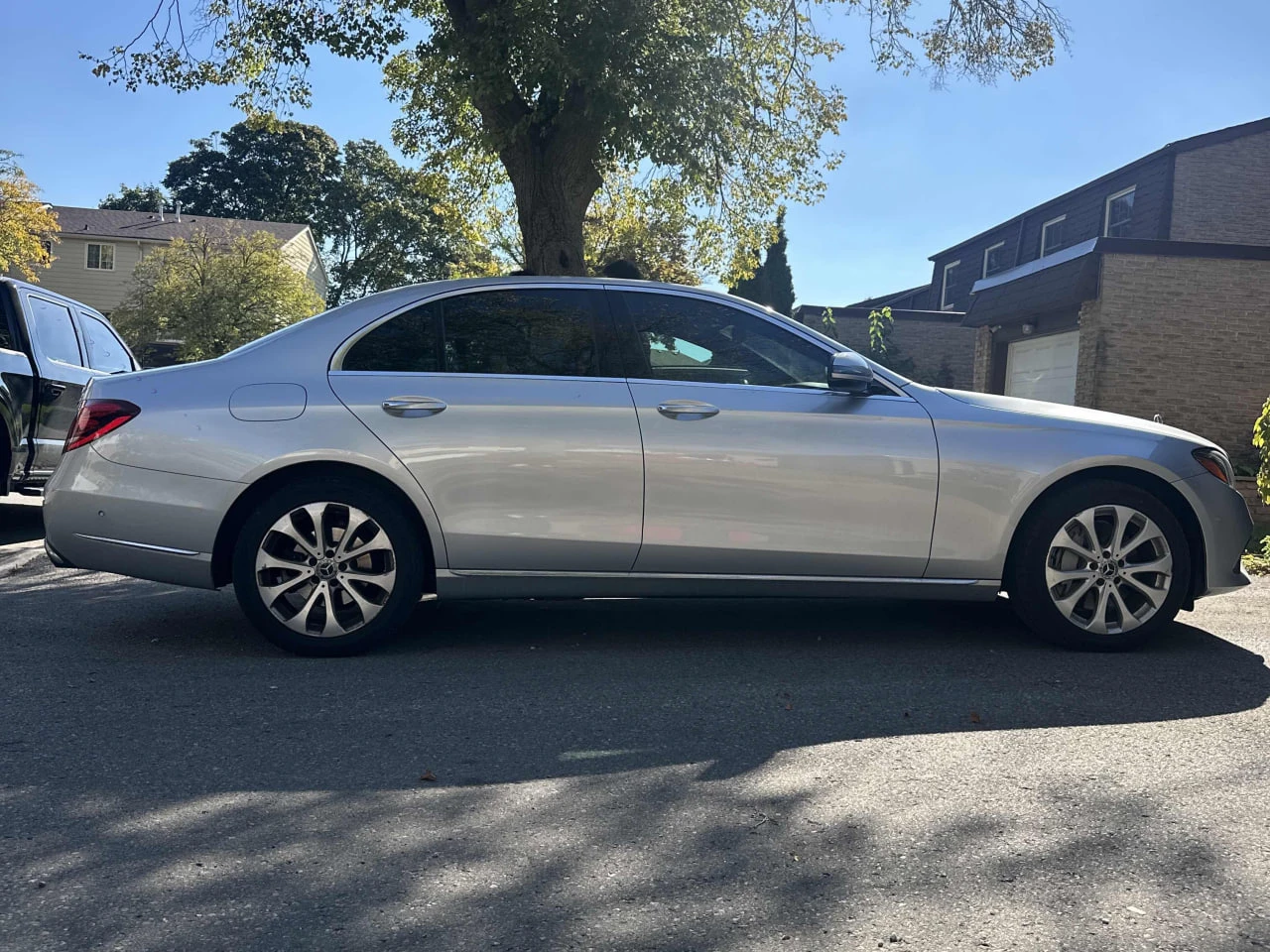 Mercedes-Benz E 300 * АВТО КРЕДИТ* ЦЕНА ДО БГ * СЕРВИЗНА ИСТОРИЯ *  - изображение 4 | Auto.bg Mercedes-Benz E 300 * АВТО КРЕДИТ* ЦЕНА ДО БГ * СЕРВИЗНА ИСТОРИЯ *  - изображение 4