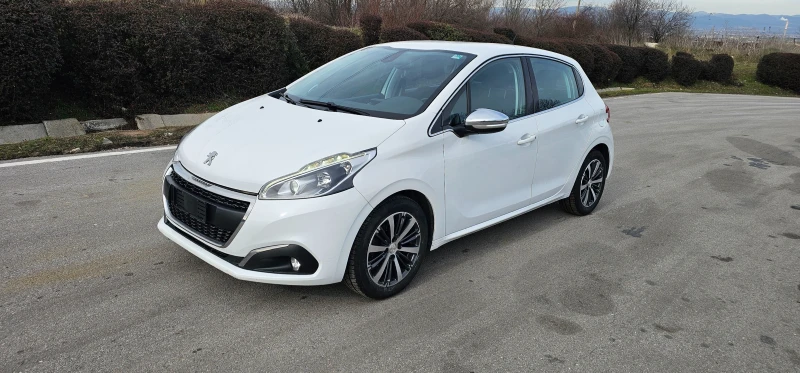 Peugeot 208 1.2 GPL ТОП - 4999 € / 9777.19 лв. - 49256998 1 | Car24.bg Peugeot 208 1.2 GPL ТОП - 4999 € / 9777.19 лв. - 49256998 1
