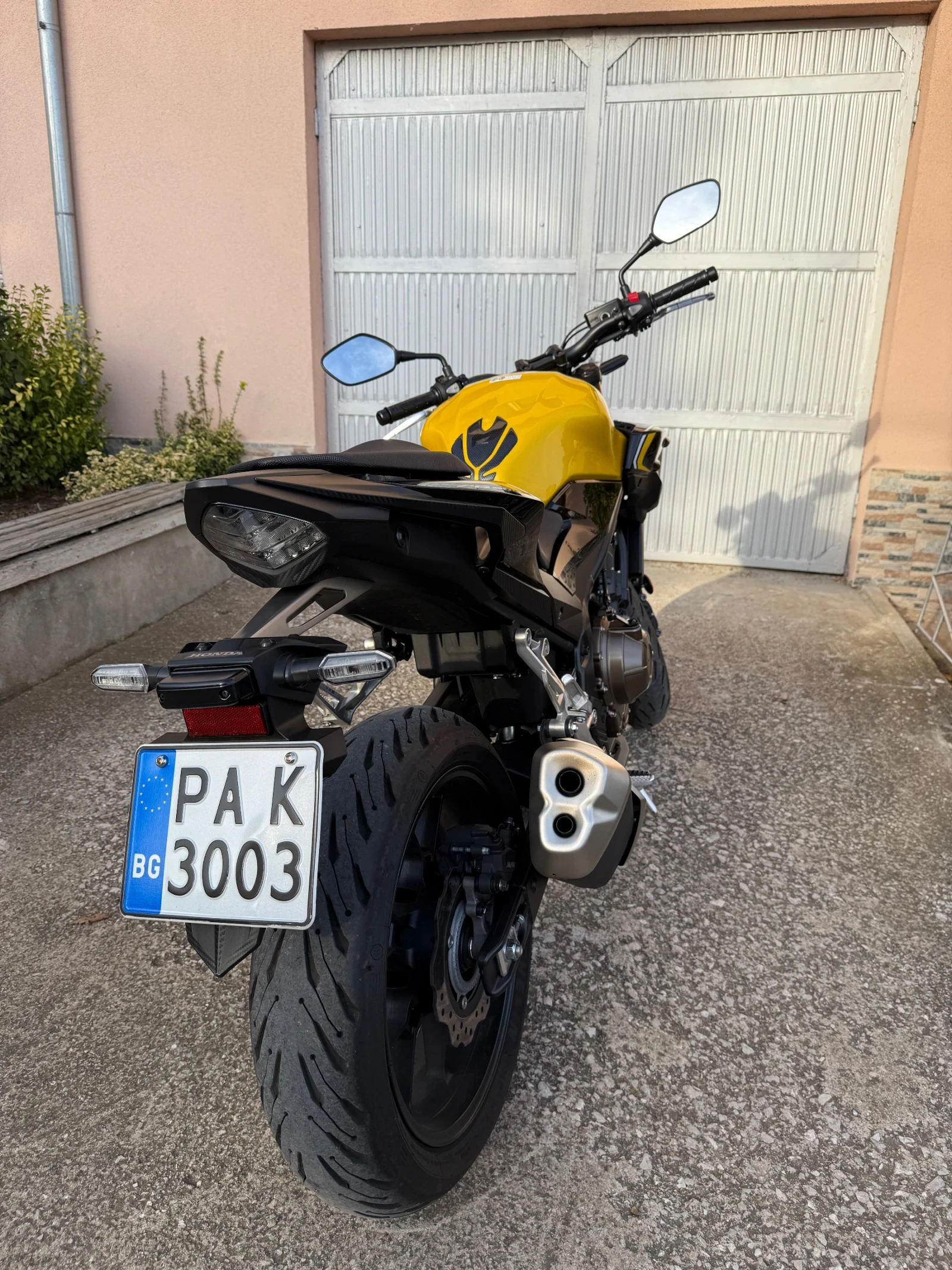 Honda Cb  500F 2022 година 6421км!! - изображение 5 | Auto.bg Honda Cb  500F 2022 година 6421км!! - изображение 5