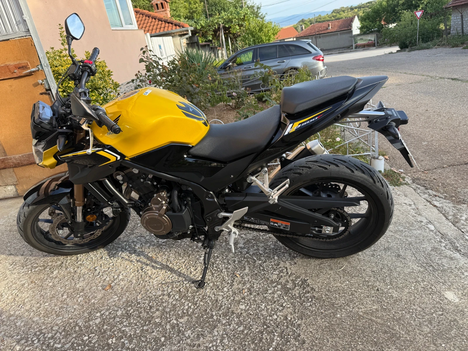 Honda Cb  500F 2022 година 6421км!! - изображение 6 | Auto.bg Honda Cb  500F 2022 година 6421км!! - изображение 6
