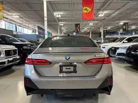 BMW i5 M60* xDrive* Bowers&Wilkins* 360* PANO* FULL* - 53850 € / 105321.45 лв. - 96874848 5 | Car24.bg BMW i5 M60* xDrive* Bowers&Wilkins* 360* PANO* FULL* - 53850 € / 105321.45 лв. - 96874848 5