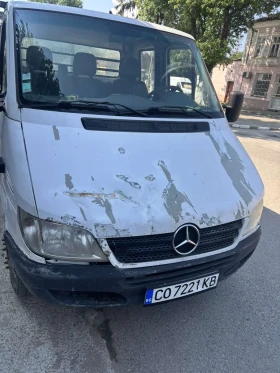 Mercedes-Benz Sprinter 208