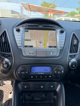 Hyundai IX35 2.0CRDI НАВИ 4х4КОЖА ПОДГРЕВ ВИДЕО ТЕГЛИЧ ЛИЗИНГ | Auto.bg — изображение 15 Hyundai IX35 2.0CRDI НАВИ 4х4КОЖА ПОДГРЕВ ВИДЕО ТЕГЛИЧ ЛИЗИНГ | Auto.bg — изображение 15