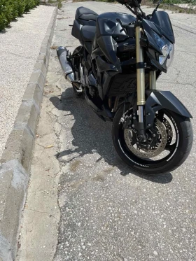 Suzuki Gsr 750 | Auto.bg — изображение 3 Suzuki Gsr 750 | Auto.bg — изображение 3