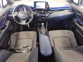Toyota C-HR XLE | Auto.bg — изображение 7 Toyota C-HR XLE | Auto.bg — изображение 7