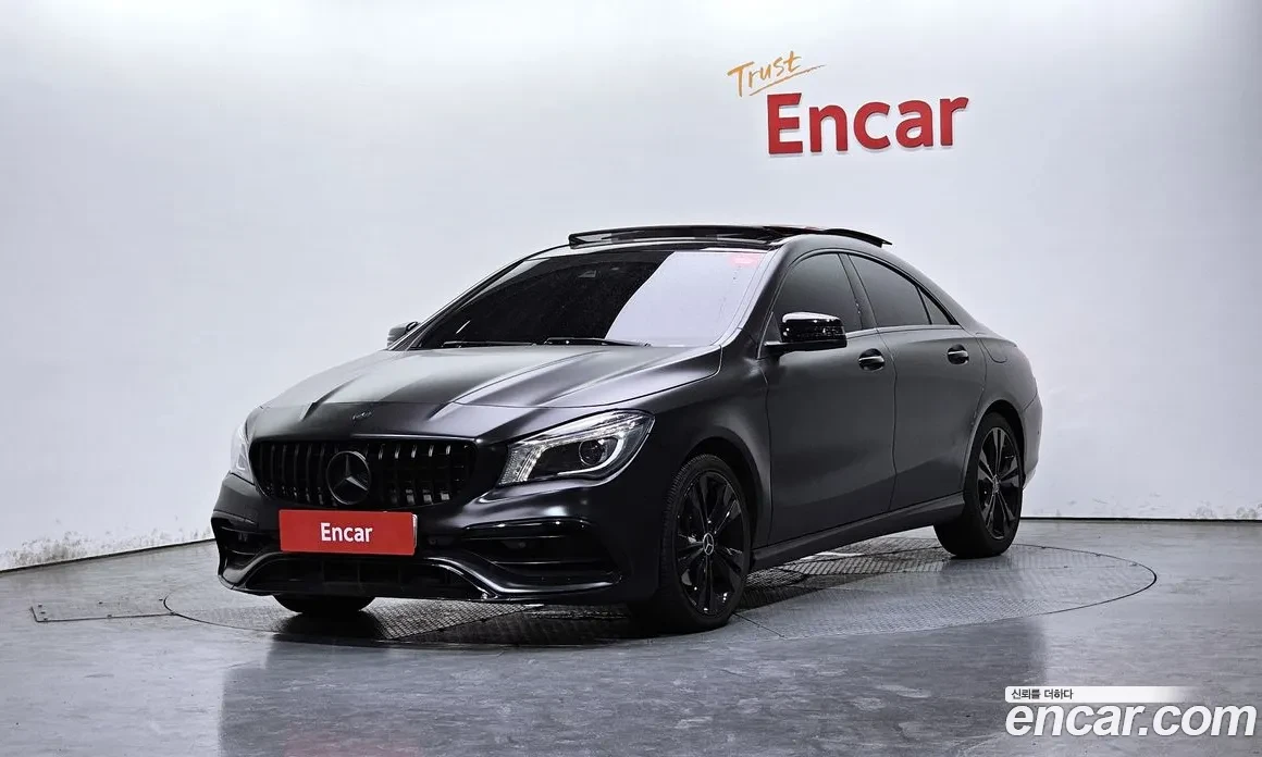Mercedes-Benz CLA 200 !!УНИКАТ!! #ПЪЛНО ОБОРУДВАНЕ# !ПАНОРАМА | Auto.bg — изображение 1 Mercedes-Benz CLA 200 !!УНИКАТ!! #ПЪЛНО ОБОРУДВАНЕ# !ПАНОРАМА | Auto.bg — изображение 1