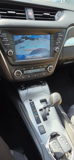 Toyota Avensis 1.8, уникален, | Auto.bg — изображение 8 Toyota Avensis 1.8, уникален, | Auto.bg — изображение 8