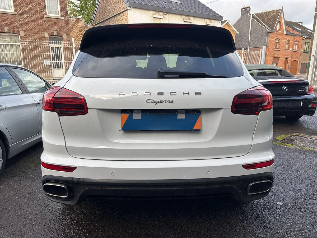 Porsche Cayenne Porsche Cayenne Diesel Platinum Edition* АВТОФИНАН - изображение 5 | Auto.bg Porsche Cayenne Porsche Cayenne Diesel Platinum Edition* АВТОФИНАН - изображение 5
