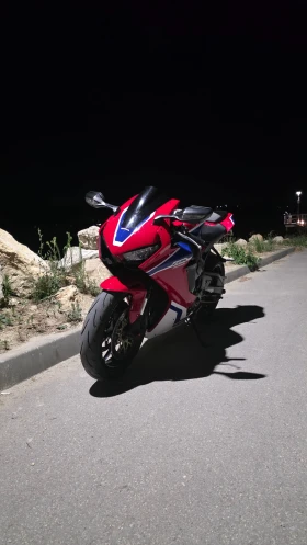 Honda Cbr SC77 | Auto.bg — изображение 7 Honda Cbr SC77 | Auto.bg — изображение 7