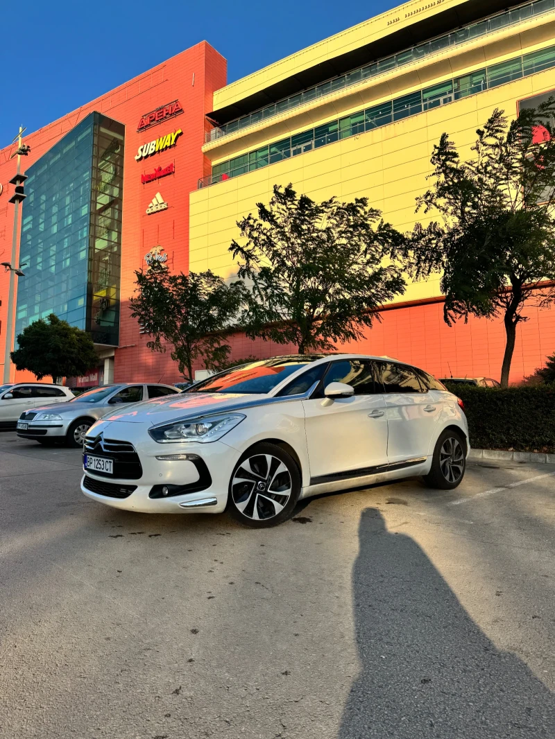 Citroen DS5 Хечбек - 8200 € / 16037.81 лв. - 54360093 1 | Car24.bg Citroen DS5 Хечбек - 8200 € / 16037.81 лв. - 54360093 1