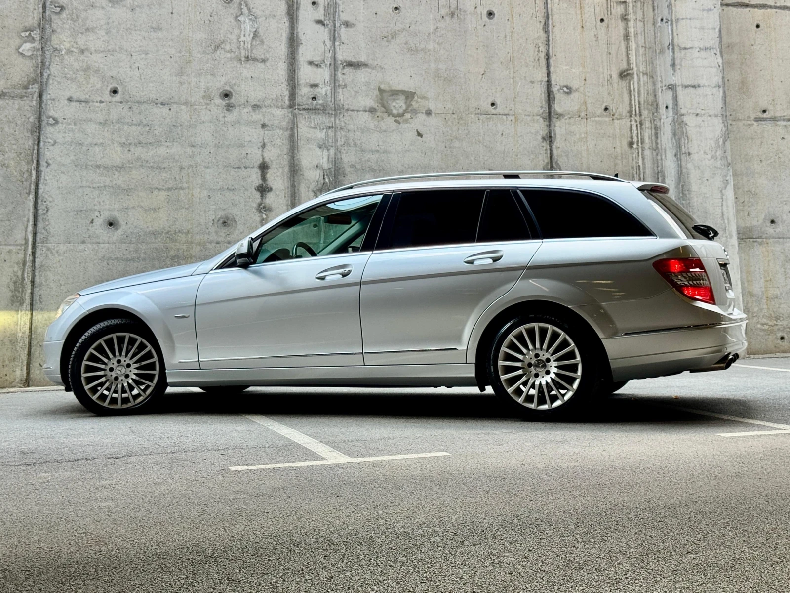 Mercedes-Benz C 220  - изображение 2 | Auto.bg Mercedes-Benz C 220  - изображение 2