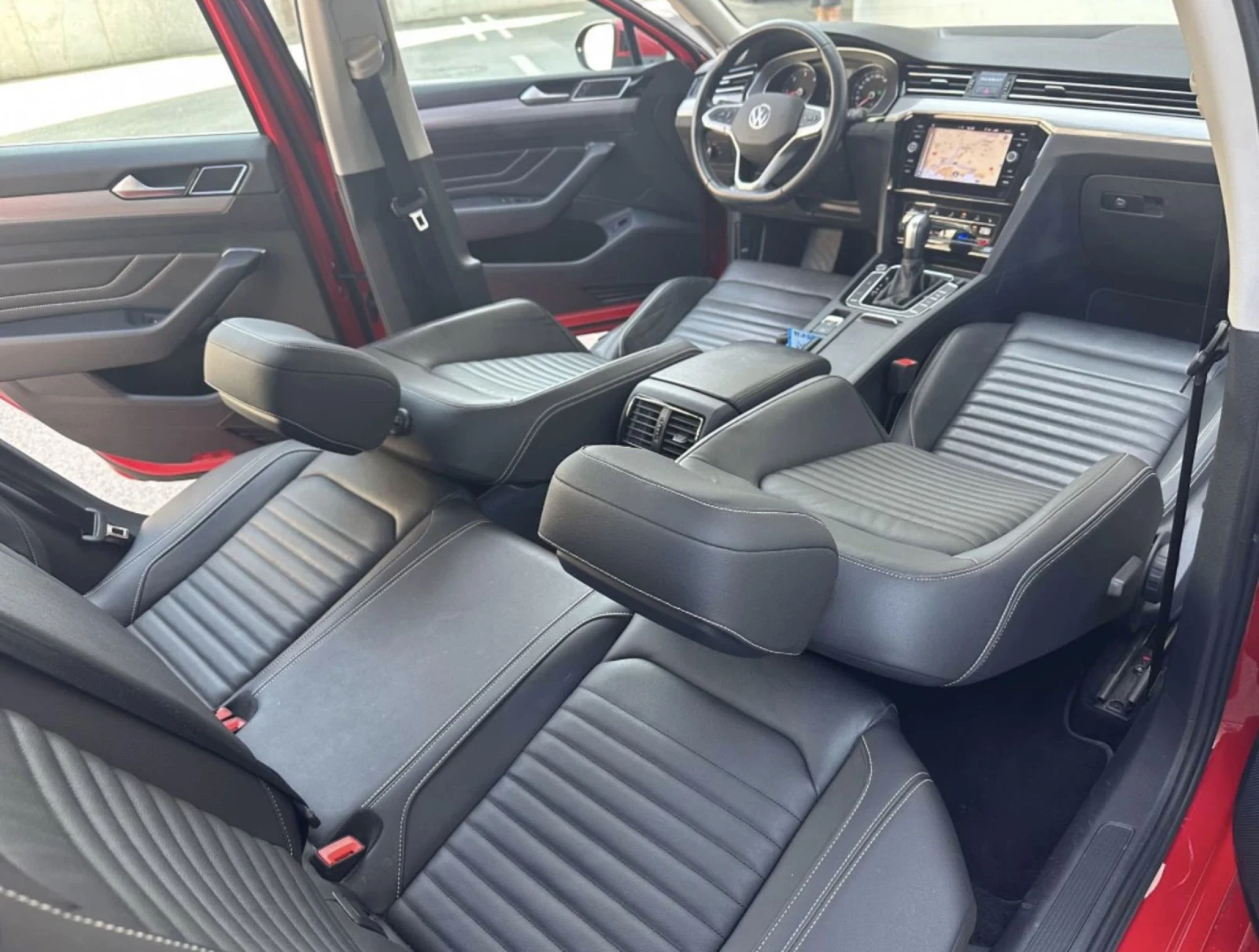 VW Passat 2.0 TDI , DSG, 2021 - изображение 8 | Auto.bg VW Passat 2.0 TDI , DSG, 2021 - изображение 8