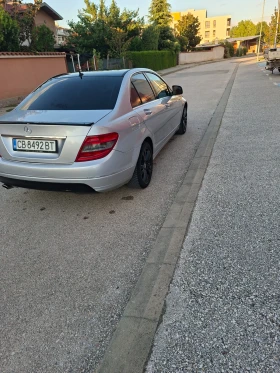 Mercedes-Benz C 220 2.2 CDI . 646 | Auto.bg — изображение 5 Mercedes-Benz C 220 2.2 CDI . 646 | Auto.bg — изображение 5