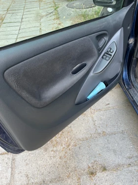Toyota Yaris - 850 € / 1662.46 лв. - 64639808 9 | Car24.bg Toyota Yaris - 850 € / 1662.46 лв. - 64639808 9