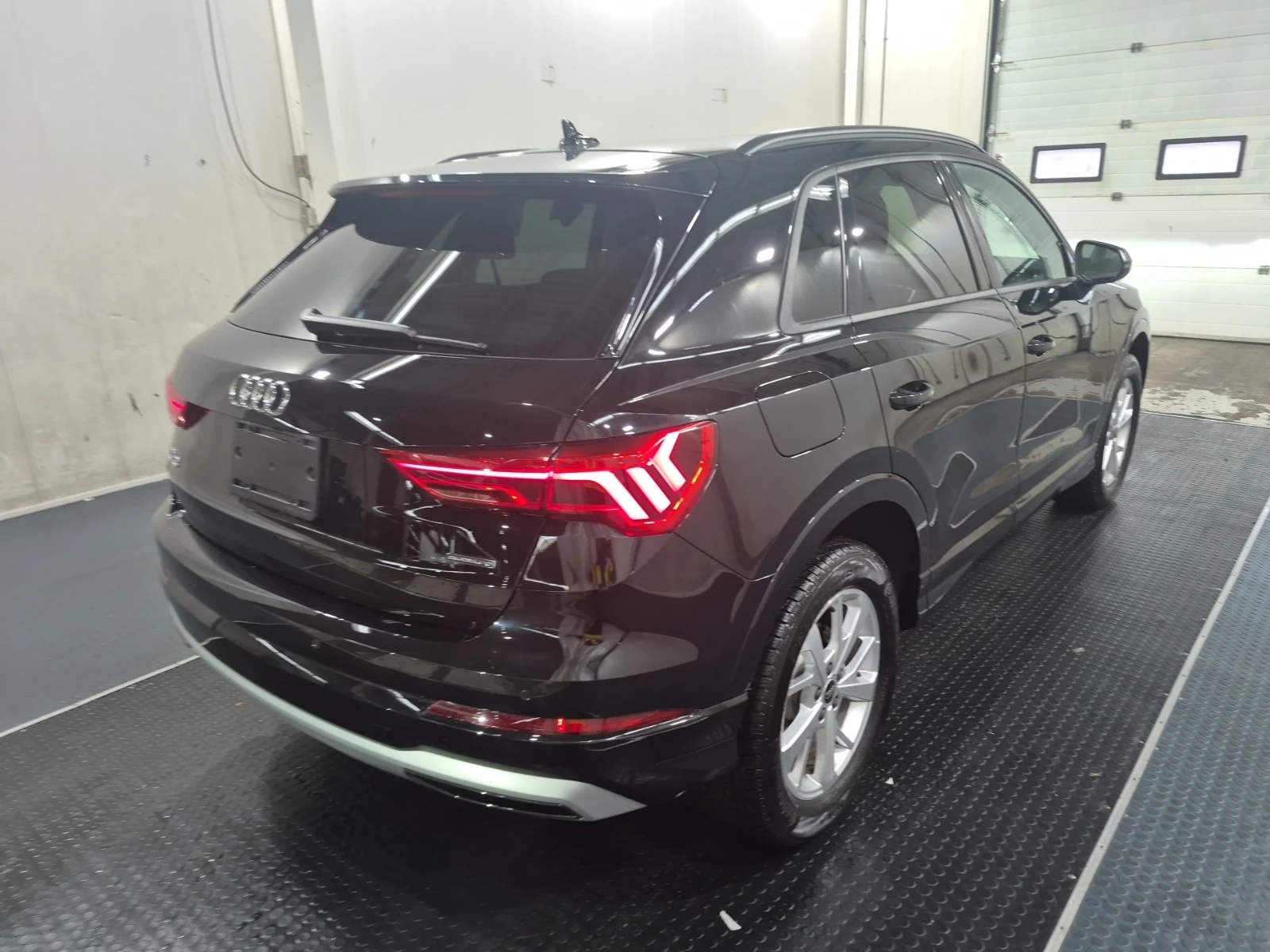 Audi Q3 * CARFAX * БЕЗ ПЪРВОНАЧАЛНА ВНОСКА - изображение 5 | Auto.bg Audi Q3 * CARFAX * БЕЗ ПЪРВОНАЧАЛНА ВНОСКА - изображение 5