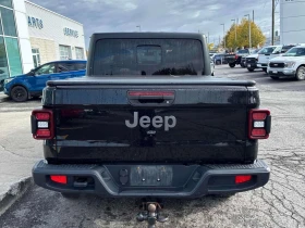 Jeep Gladiator Sport 80th Anniversary * CARFAX * БЕЗ ПЪРВОНАЧАЛНА | Auto.bg — изображение 4 Jeep Gladiator Sport 80th Anniversary * CARFAX * БЕЗ ПЪРВОНАЧАЛНА | Auto.bg — изображение 4