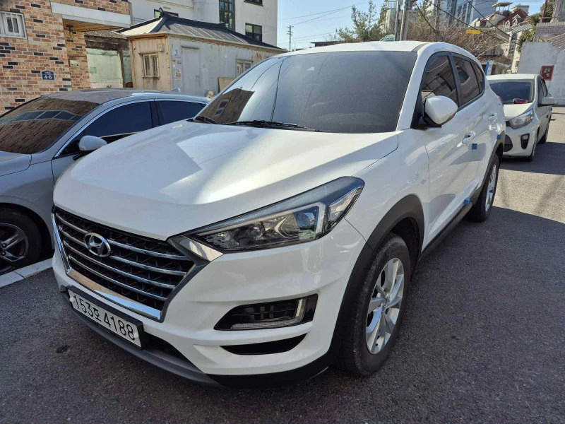 Hyundai Tucson 2.0CRDI/FACE/Пълна сервизна история !!! - 15900 € / 31097.70 лв. - 59153569 1 | Car24.bg Hyundai Tucson 2.0CRDI/FACE/Пълна сервизна история !!! - 15900 € / 31097.70 лв. - 59153569 1
