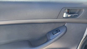 Toyota Avensis - 2800 € / 5476.32 лв. - 38394597 10 | Car24.bg Toyota Avensis - 2800 € / 5476.32 лв. - 38394597 10
