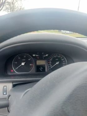 Renault Laguna - 1500 € / 2933.74 лв. - 42715392 5 | Car24.bg Renault Laguna - 1500 € / 2933.74 лв. - 42715392 5