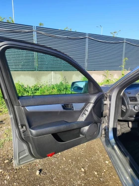 Mercedes-Benz C 250 - 6650 € / 13006.27 лв. - 76800782 11 | Car24.bg Mercedes-Benz C 250 - 6650 € / 13006.27 лв. - 76800782 11