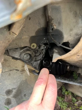 Toyota Avensis - 1100 € / 2151.41 лв. - 34069381 6 | Car24.bg Toyota Avensis - 1100 € / 2151.41 лв. - 34069381 6