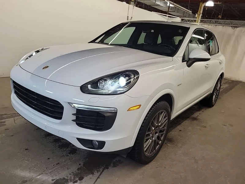 Porsche Cayenne S E-Hybrid AWD | PANO | KEYLESS | 2 КЛЮЧА - 21500 € / 42050.35 лв. - 42669622 1 | Car24.bg Porsche Cayenne S E-Hybrid AWD | PANO | KEYLESS | 2 КЛЮЧА - 21500 € / 42050.35 лв. - 42669622 1