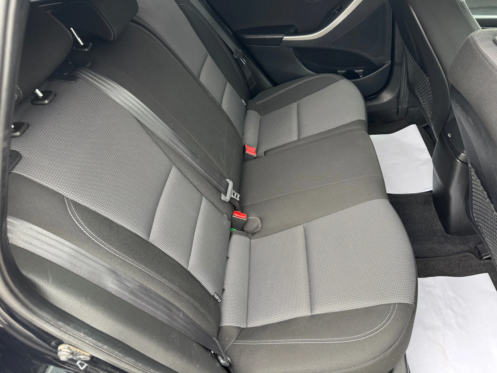 Hyundai I30 1.4 CRDI-90konq.  - изображение 10 | Auto.bg Hyundai I30 1.4 CRDI-90konq.  - изображение 10