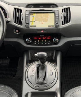 Kia Sportage 2.0CRDi 4x4 Автоматик Камера Навигация | Auto.bg — изображение 16 Kia Sportage 2.0CRDi 4x4 Автоматик Камера Навигация | Auto.bg — изображение 16