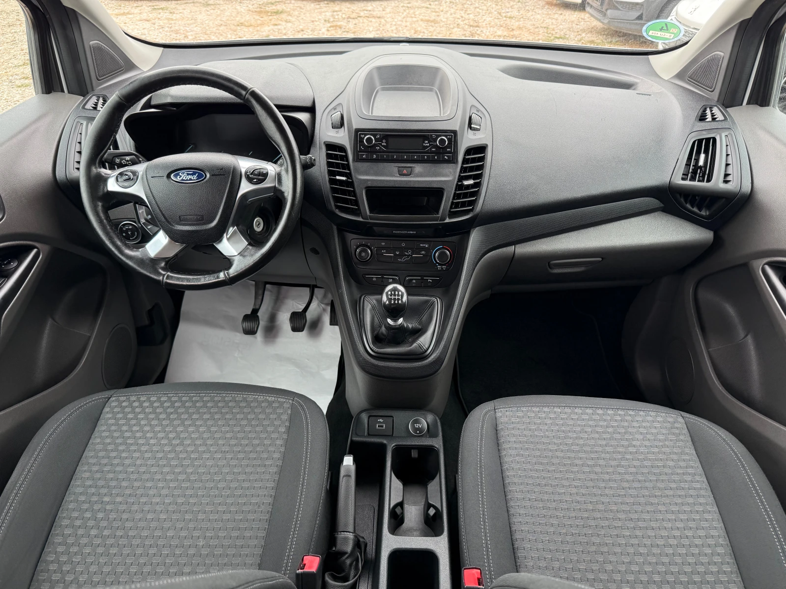 Ford Connect MAXI/1.5d/4+ 1/EURO6 - изображение 9 | Auto.bg Ford Connect MAXI/1.5d/4+ 1/EURO6 - изображение 9