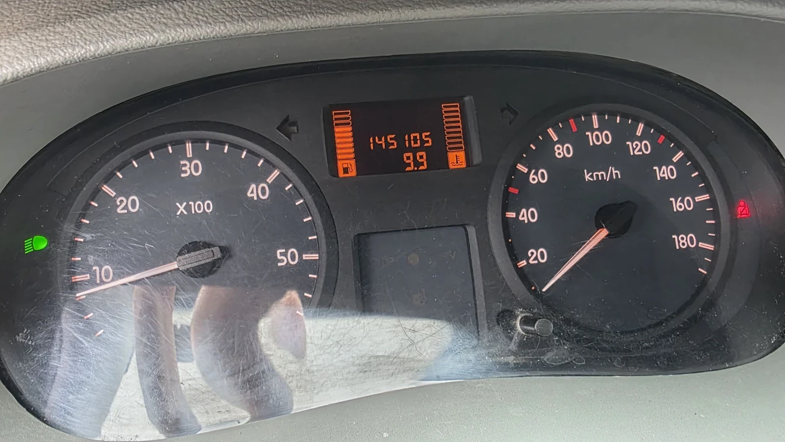 Renault Master cdi 120 Климатик - изображение 10 | Auto.bg Renault Master cdi 120 Климатик - изображение 10