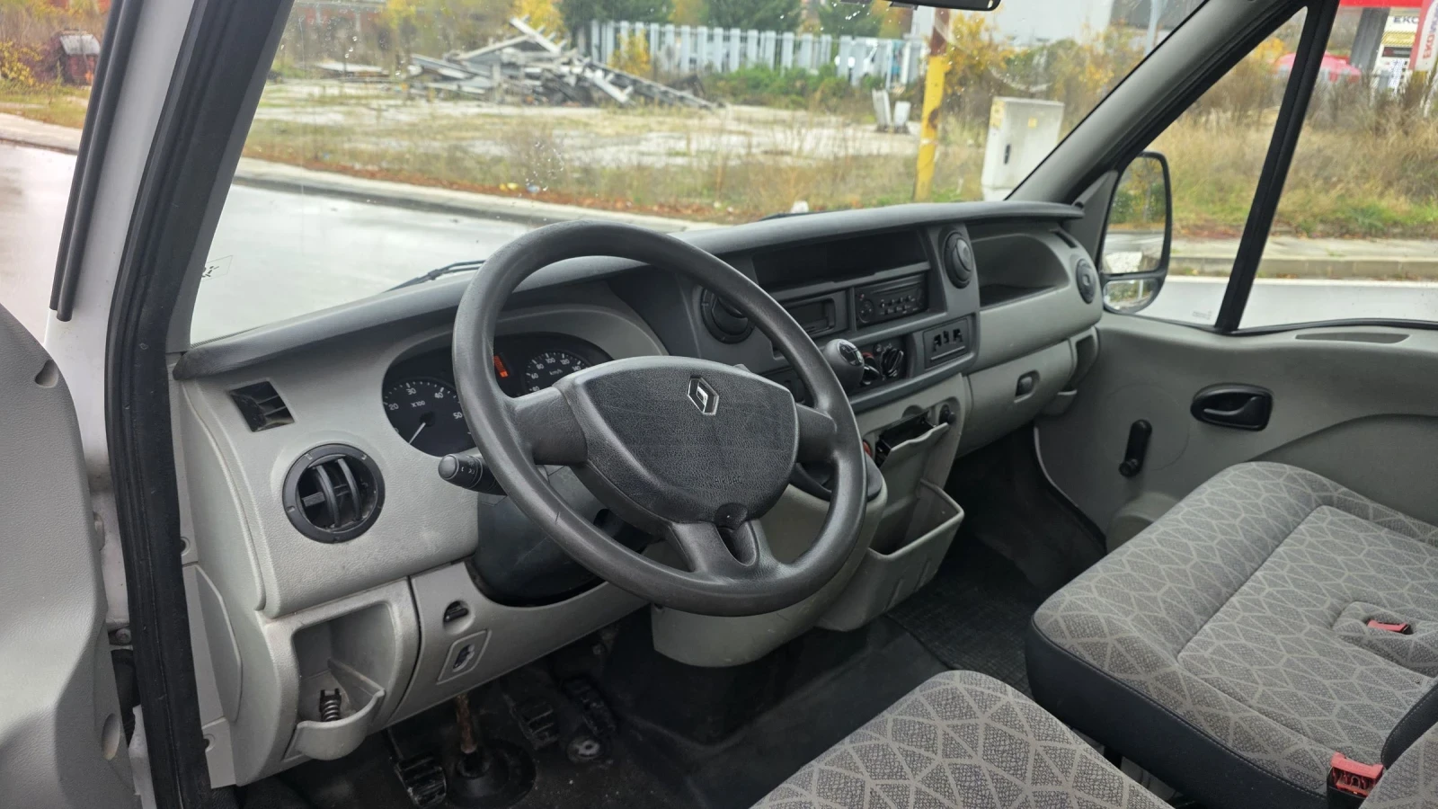 Renault Master cdi 120 Климатик - изображение 8 | Auto.bg Renault Master cdi 120 Климатик - изображение 8