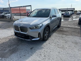 Снимка BMW iX1