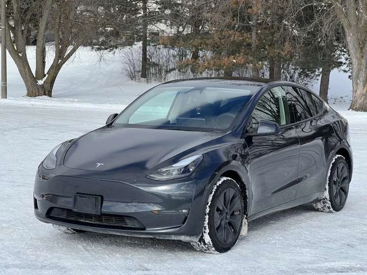 Tesla Model Y Long Range AWD - 33250 € / 65031.35 лв. - 77791413 1 | Car24.bg Tesla Model Y Long Range AWD - 33250 € / 65031.35 лв. - 77791413 1