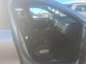 Porsche Cayenne S* PDK* ПОДГРЕВ* ОБДУХВАНЕ* 360КАМЕРА* ПАНОРАМА* - 19800 € / 38725.43 лв. - 73085045 12 | Car24.bg Porsche Cayenne S* PDK* ПОДГРЕВ* ОБДУХВАНЕ* 360КАМЕРА* ПАНОРАМА* - 19800 € / 38725.43 лв. - 73085045 12