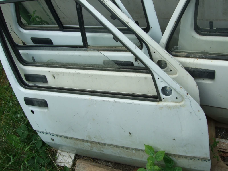 Renault 5 - 100 € / 195.58 лв. - 87206997 1 | Car24.bg Renault 5 - 100 € / 195.58 лв. - 87206997 1