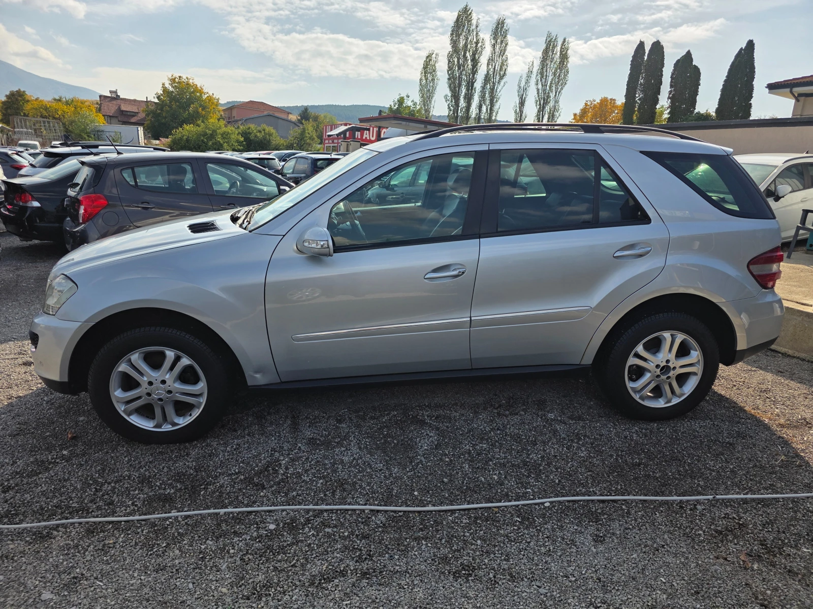 Mercedes-Benz ML 320 320CDI OFFROAD-ПАКЕТ МАСАЖ НА СЕДАЛКИ FULL - изображение 8 | Auto.bg Mercedes-Benz ML 320 320CDI OFFROAD-ПАКЕТ МАСАЖ НА СЕДАЛКИ FULL - изображение 8