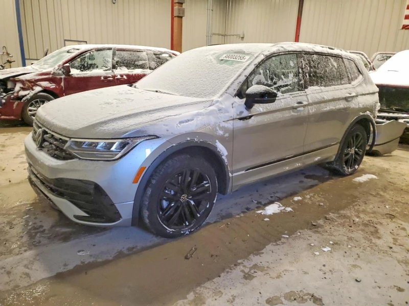 VW Tiguan SE R-Line Black 4x4* PANORAMA* KEYLESS* ПОДГРЕВ* - 17400 € / 34031.44 лв. - 29691194 1 | Car24.bg VW Tiguan SE R-Line Black 4x4* PANORAMA* KEYLESS* ПОДГРЕВ* - 17400 € / 34031.44 лв. - 29691194 1