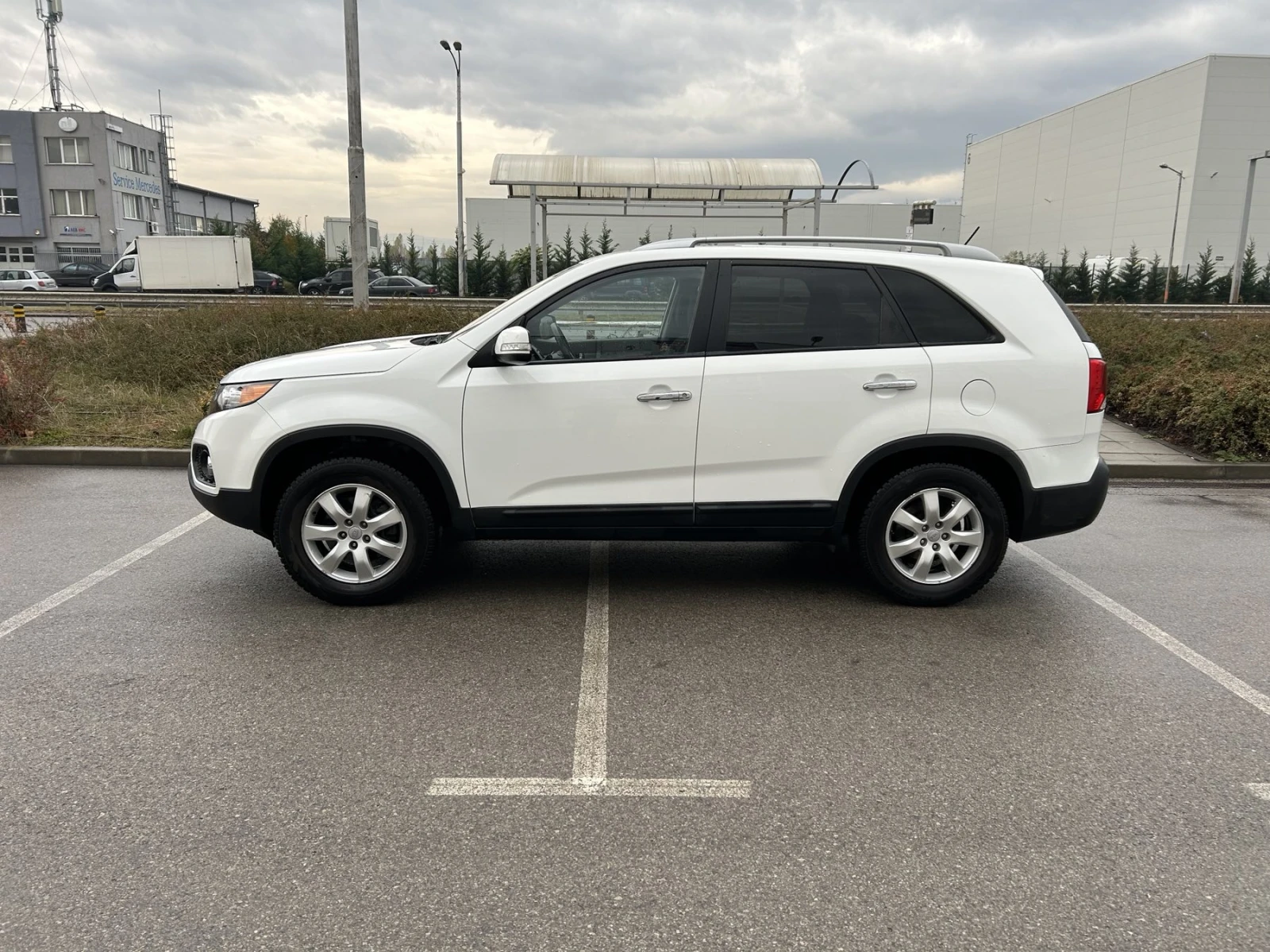 Kia Sorento 2.4i - BiFuel - изображение 6 | Auto.bg Kia Sorento 2.4i - BiFuel - изображение 6