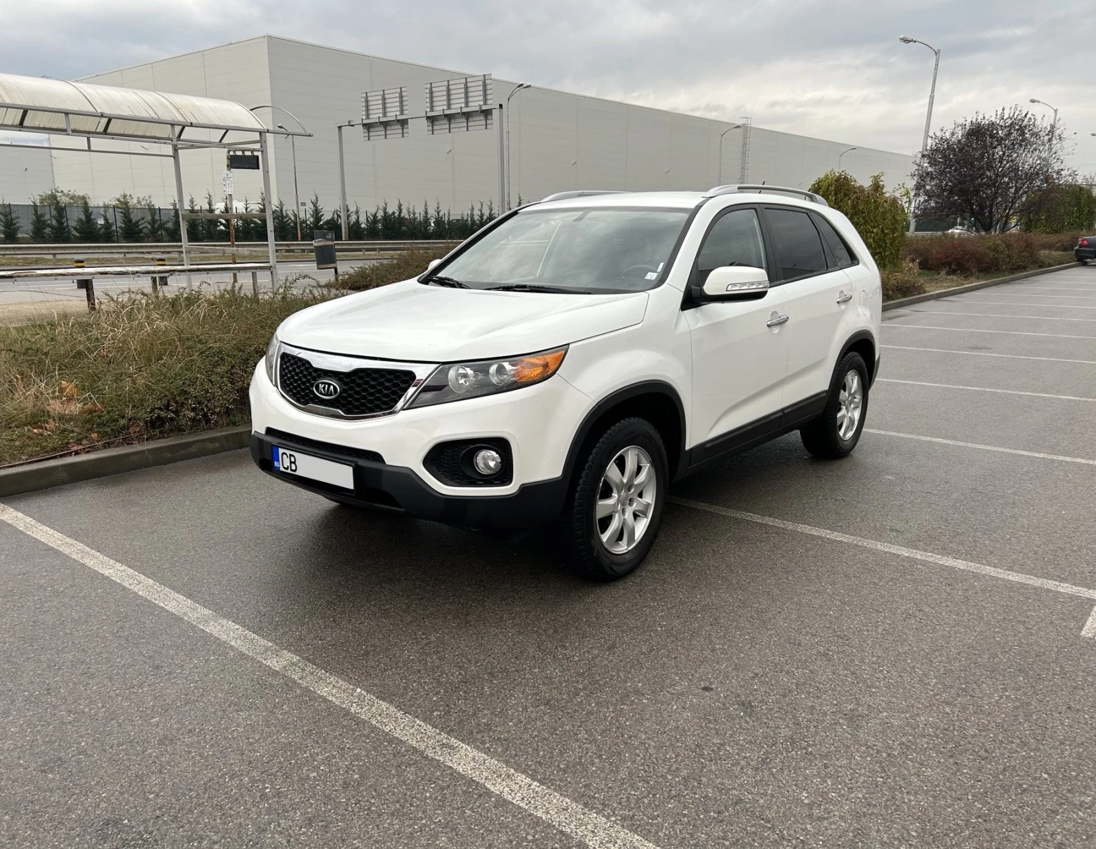 Kia Sorento 2.4i - BiFuel - изображение 7 | Auto.bg Kia Sorento 2.4i - BiFuel - изображение 7