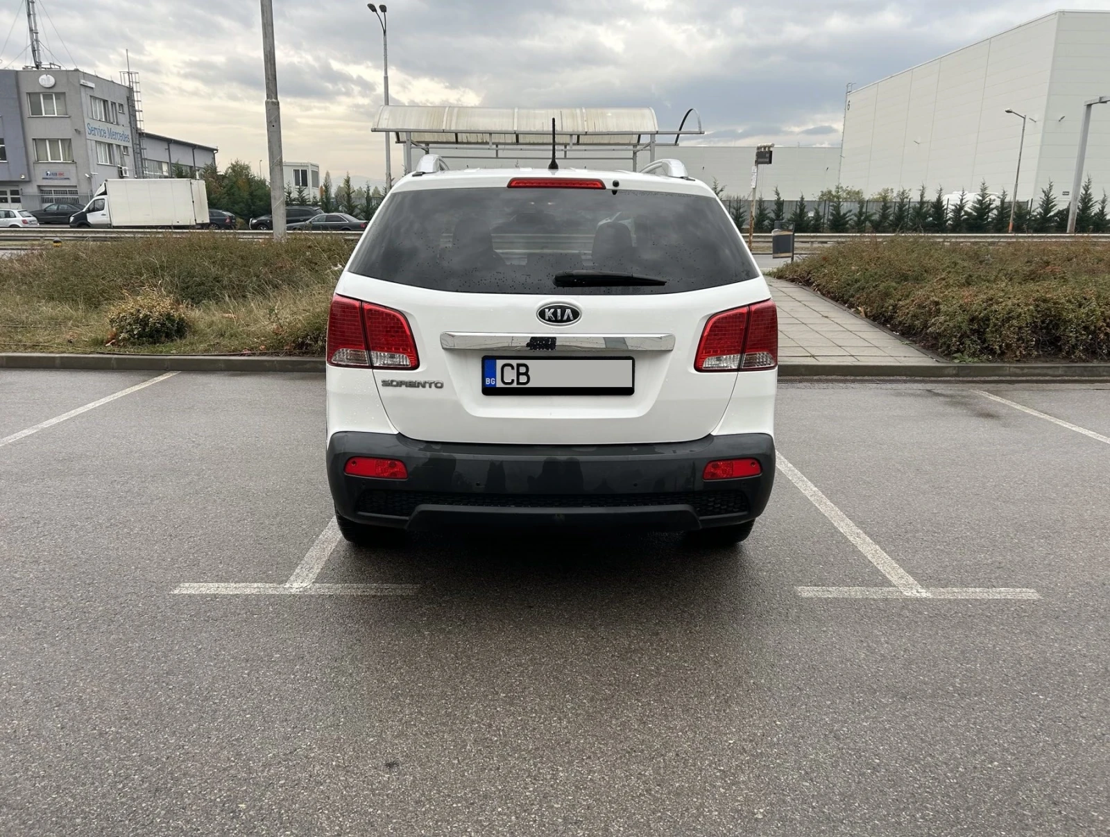 Kia Sorento 2.4i - BiFuel - изображение 4 | Auto.bg Kia Sorento 2.4i - BiFuel - изображение 4