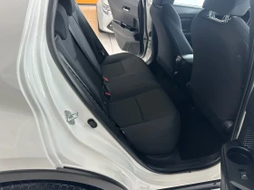 Toyota C-HR 4x4 - 32000 лв. / 16361.34 € - 70648262 8 | Car24.bg Toyota C-HR 4x4 - 32000 лв. / 16361.34 € - 70648262 8