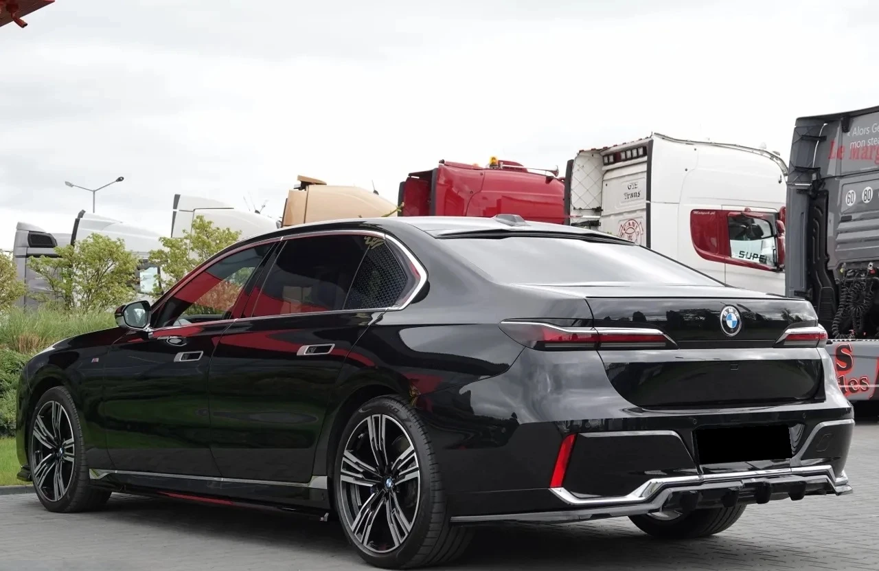 BMW 740 M-Sport xDrive, Massage, B/W - изображение 4 | Auto.bg BMW 740 M-Sport xDrive, Massage, B/W - изображение 4